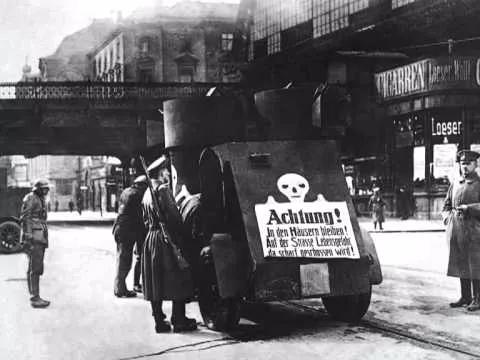 Preview image for the video "Maps, Central Europe and History (English)".