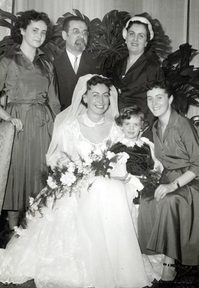 Gertrude Kritzer als Braut