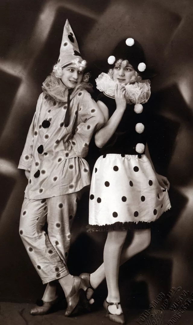 Luzie Winnik und Edith Hofbauer in Wien