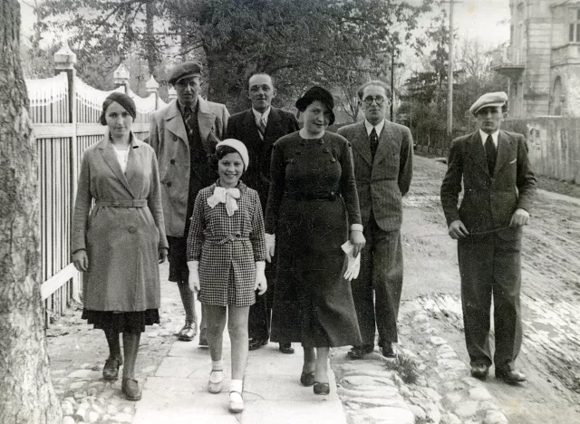 Towa Orenstein kurz vor ihrer Alijah [Einwanderung nach Eretz Israel]