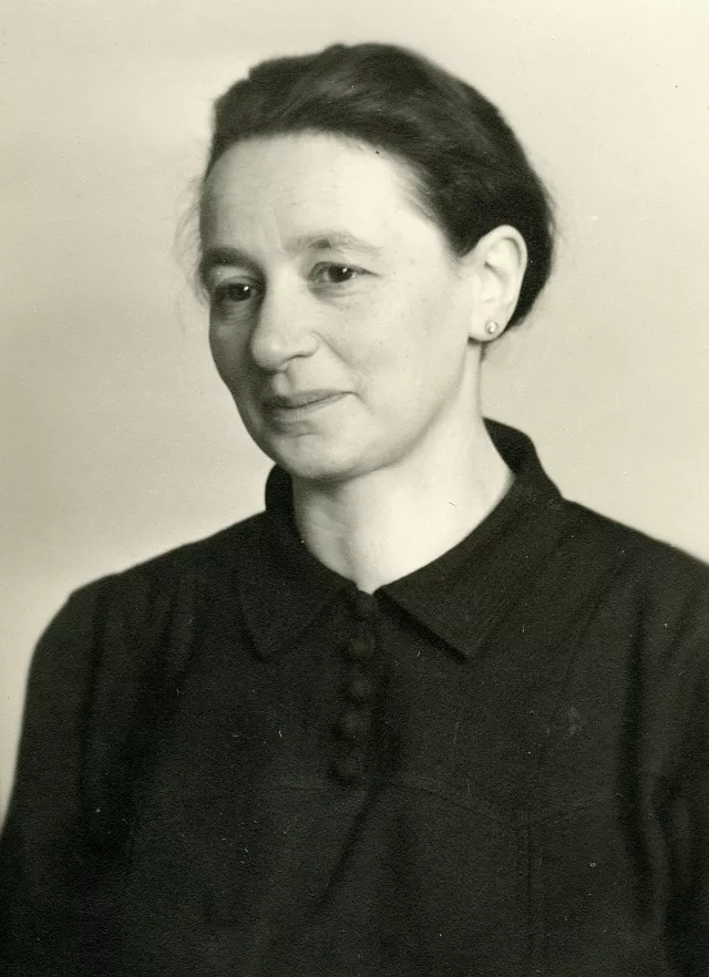 Stefanie Rosenzweig Stefanie Rosenzweig