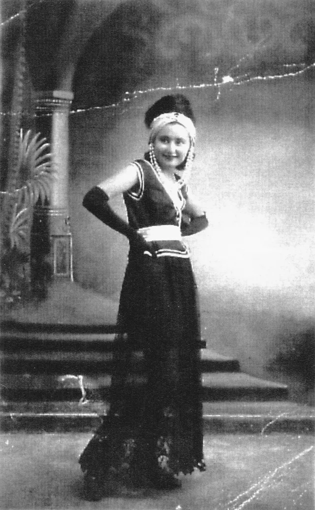 Bella Merdler auf einem Purim Ball der WIZO