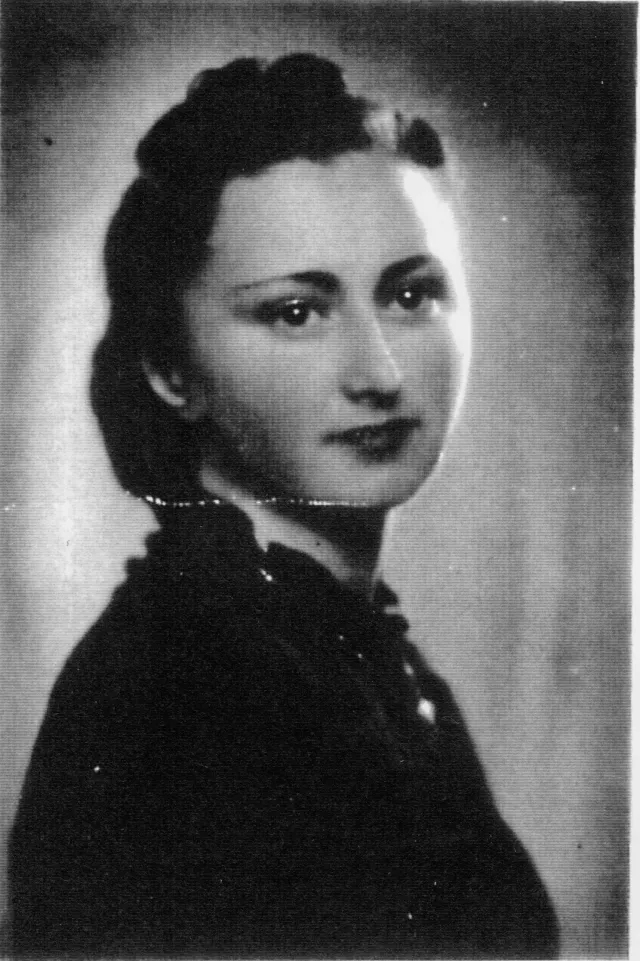 Bella Merdler Bella Merdler