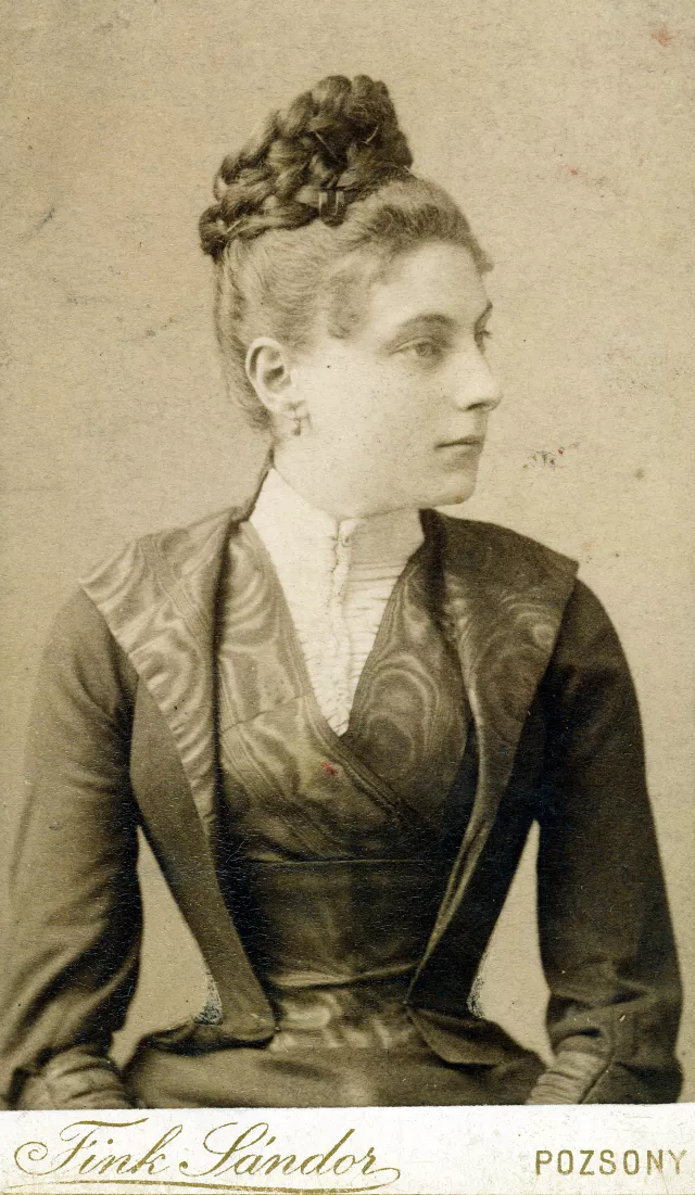 Susanne Zahradniks Großmutter väterlicherseits Etelka Adler, geb. Ehrenwald