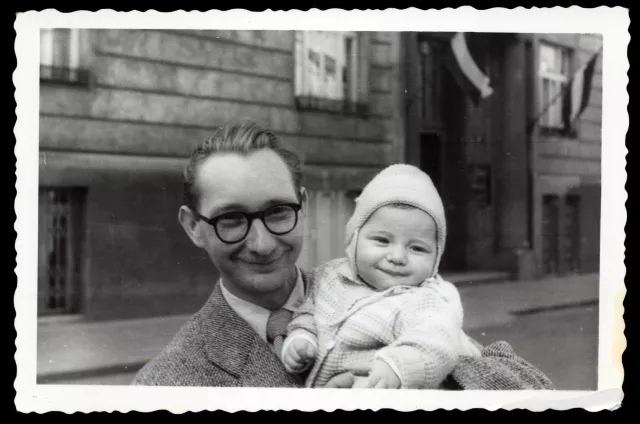 Max Tauber mit seinem Sohn Willi