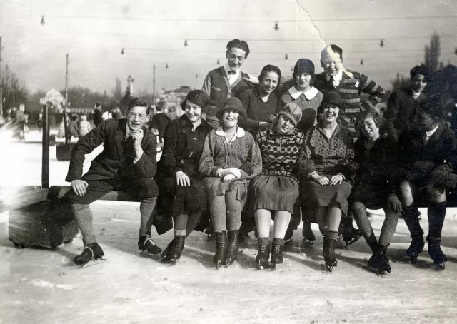 Peter Smolka im bekannten 'Wiener Eislaufverein' Peter Smolka im bekannten 'Wiener Eislaufverein'