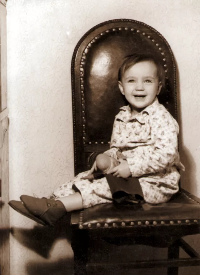 Kati Andai's little sister Maria Erdos Kati Andai's little sister Maria Erdos