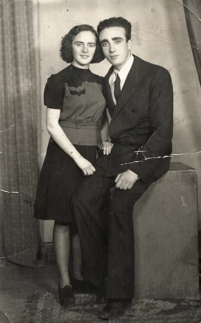 Rebeca Assa's wedding photograph