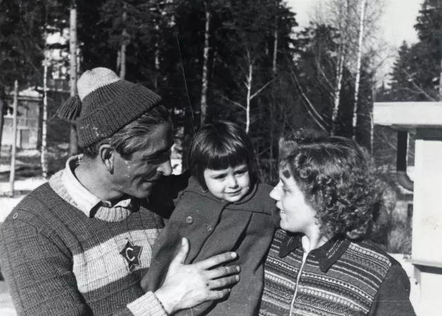 Adela, David and Sima Levi at Borovets