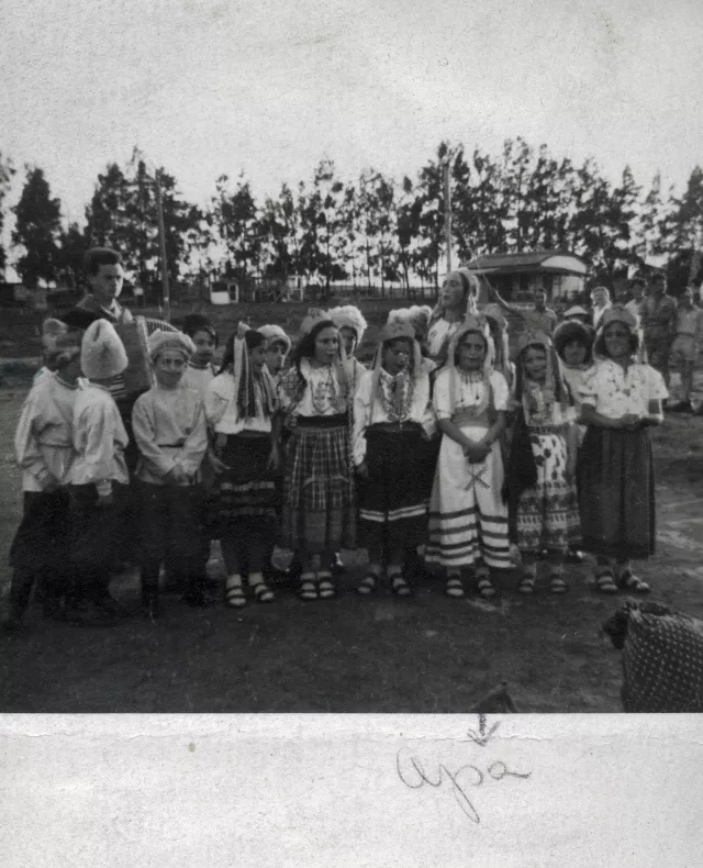 Oro Aroyo at a celebration in the Ma'abarot kibbutz