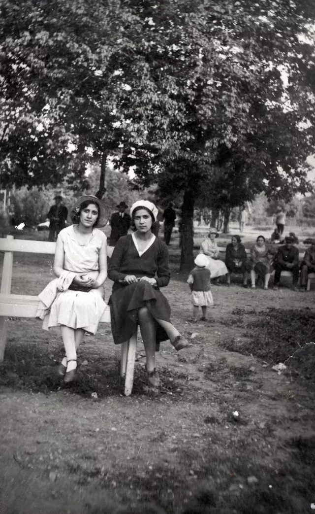 Dora Vakarelova and her friend Mati Benun