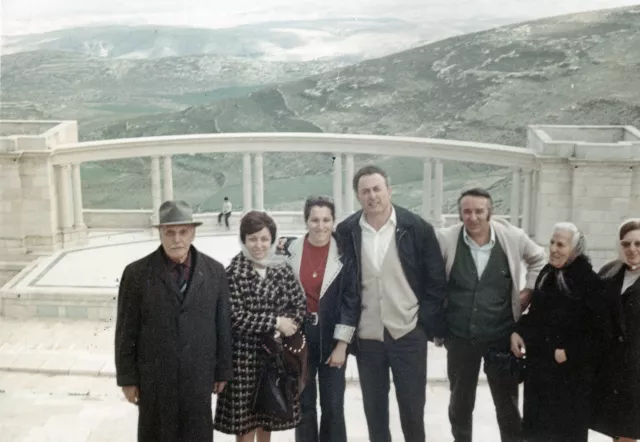 The last meeting between Eshua Almalech and his father Aron Almalech