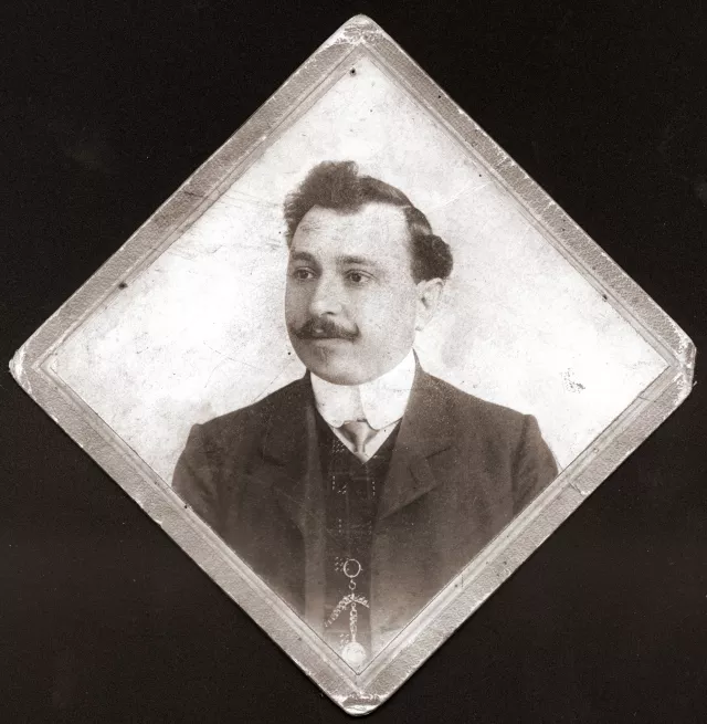 brother Mois Menahem