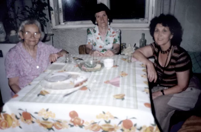 Gracia Albuhaire, Matilda Albuhaire and Mati Behar