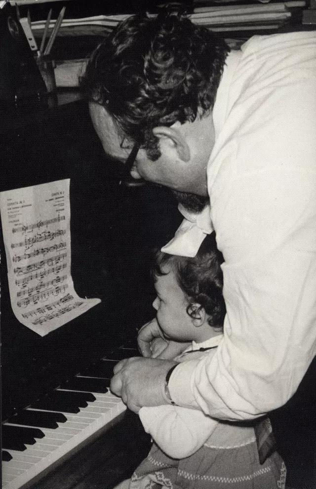 Jul Levi and his daughter Simona