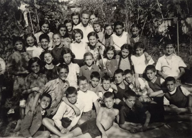 Jewish children's summer school