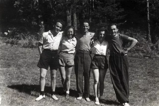 Lea Beraha with her husband Leon Beraha and friends