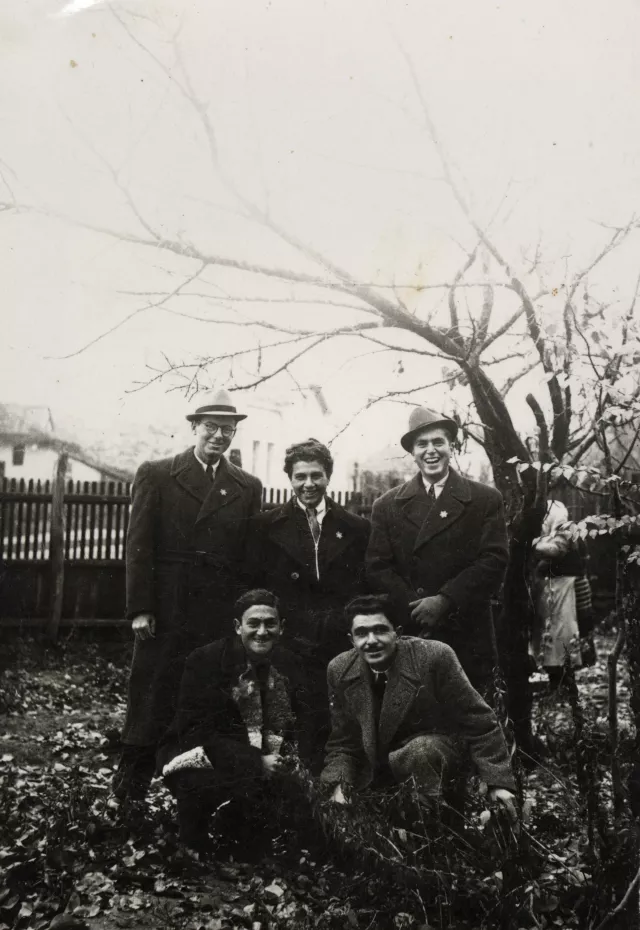 Mayer Rafael Alhalel with friends Mayer Rafael Alhalel with friends