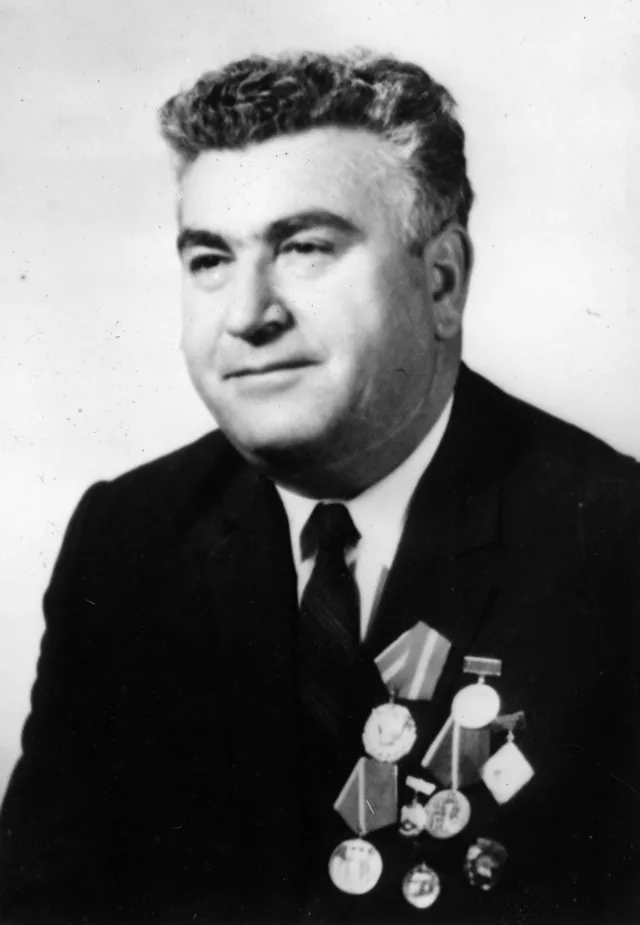 Mayer Rafael Alhalel Mayer Rafael Alhalel