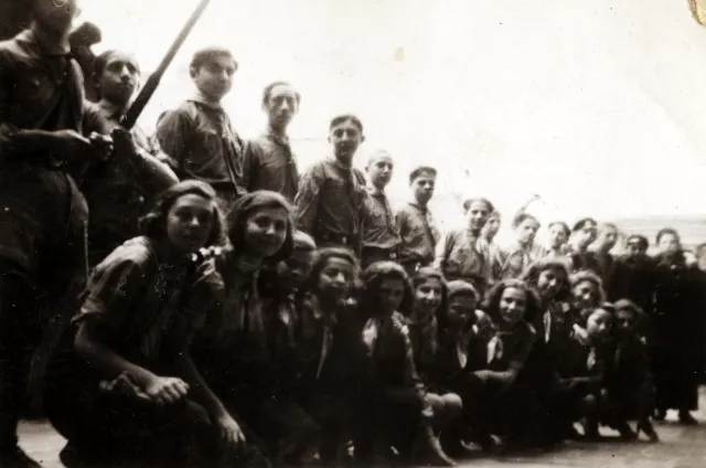 Mazal Asael in the Hashomer Hazair