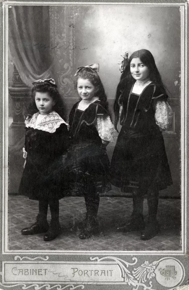 The sisters of Salvator Israel