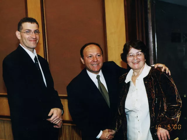 Rosa Kolevska with a cousin