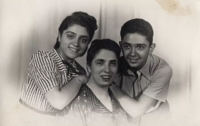 Sophie Pinkas with her brother and mother