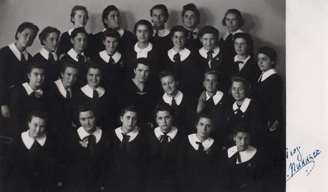 Sophie Pinkas in the high school in Vidin