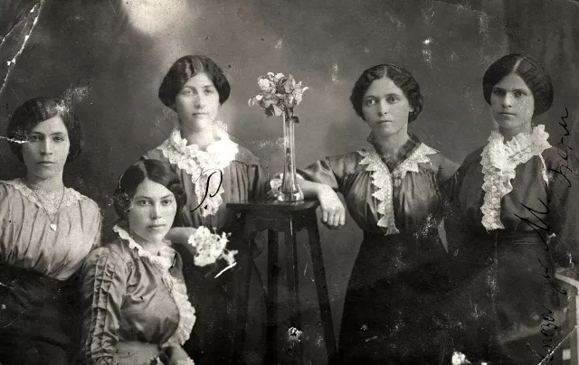 Anna Danon's mother Rebeka Isak