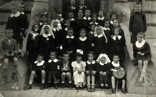 Anna Danon at the Bulgarian school