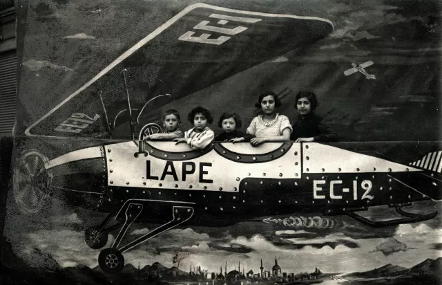 Anna Danon and her sister Klara Levi