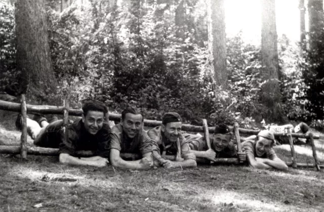 Fried Pavel with fellow scouts