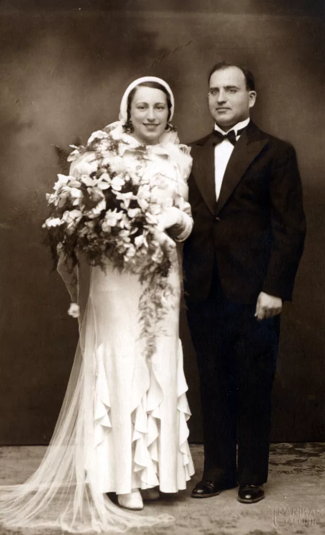 Tevye and Gita Feiman on their wedding day