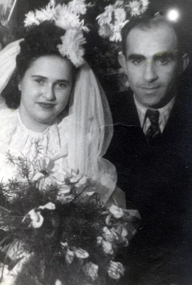 Rachel Randvee's wedding photograph