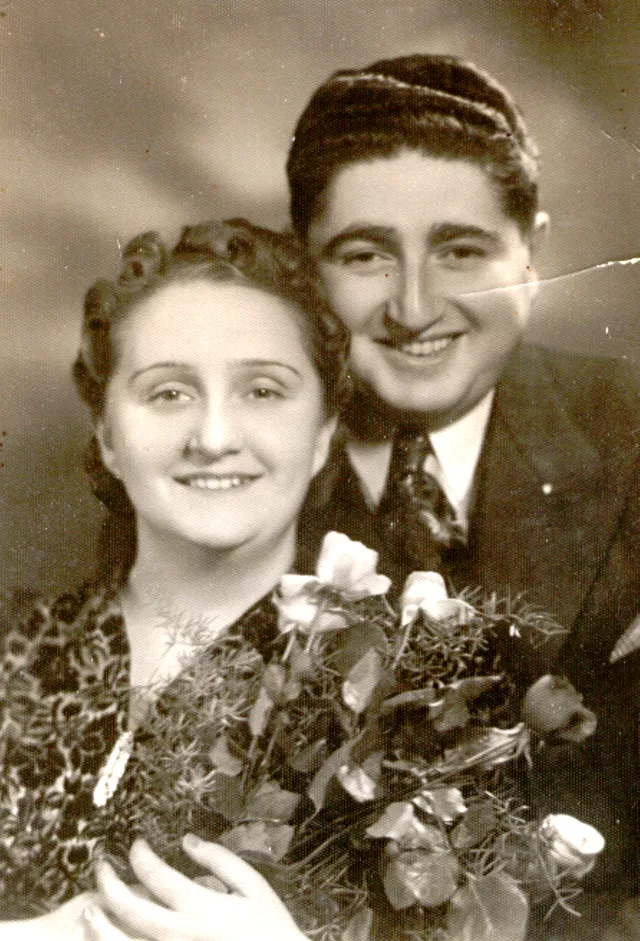 Samuel Berkovits with his wife Sarah Samuel Berkovits with his wife Sarah