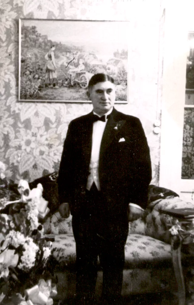 Isaac Berkovits Isaac Berkovits