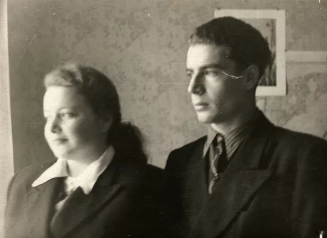 Rita Kazhdan and her brother Georgy Fridman Rita Kazhdan and her brother Georgy Fridman