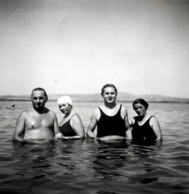 Farkas Miklós és Farkas Imre feleségeikkel