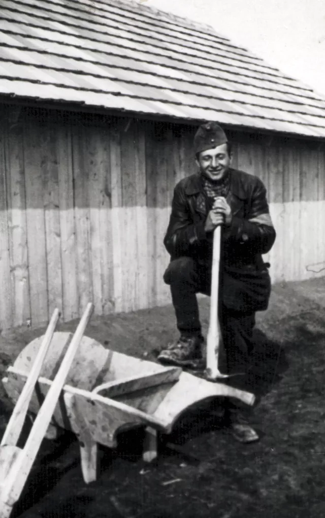 Schwartz László munkaszolgálaton