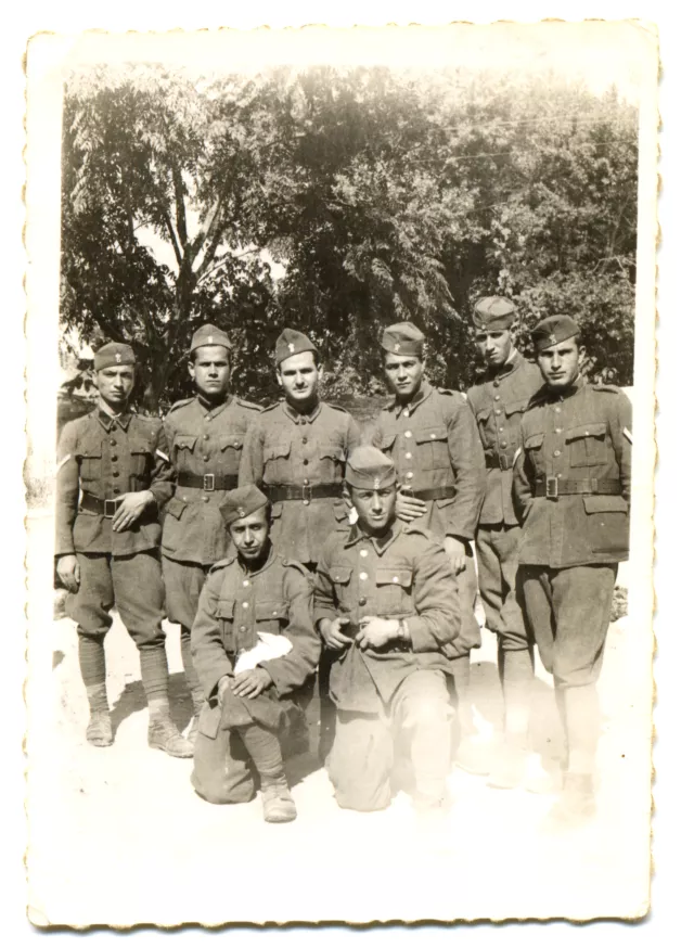 Solon Molho with fellow soldiers at Sidirokastro Solon Molho with fellow soldiers at Sidirokastro