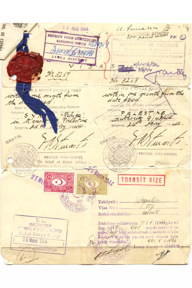 Renee Molho's traveling permit Renee Molho's traveling permit