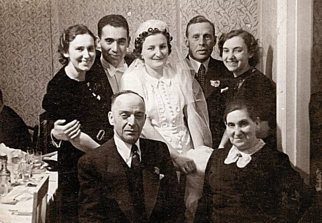 The wedding day of Isaac and Sara Hercenberg The wedding day of Isaac and Sara Hercenberg