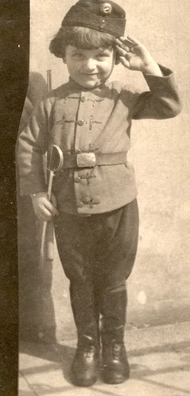 Angyalosi Endre, a gyermekszínész