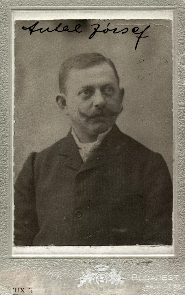 Jozsef Antal's ID card for commercial travelers