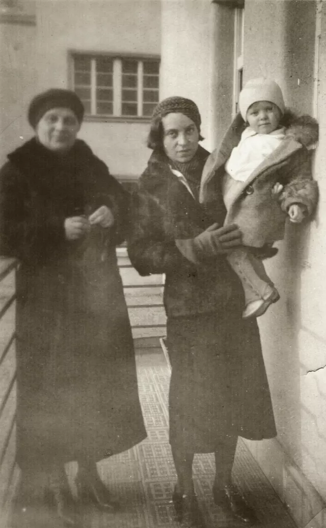 Maria Feheri with her mother and grandmother