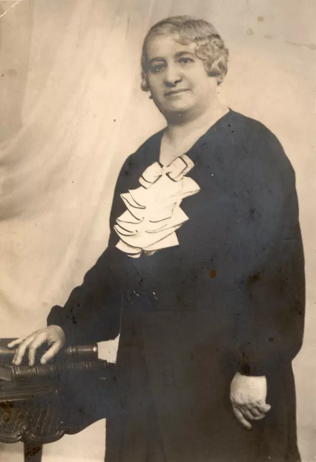 Hoffenreich Simonné, az apai nagymama