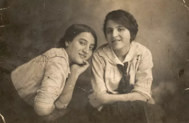 Keller Izabella és Erzsébet