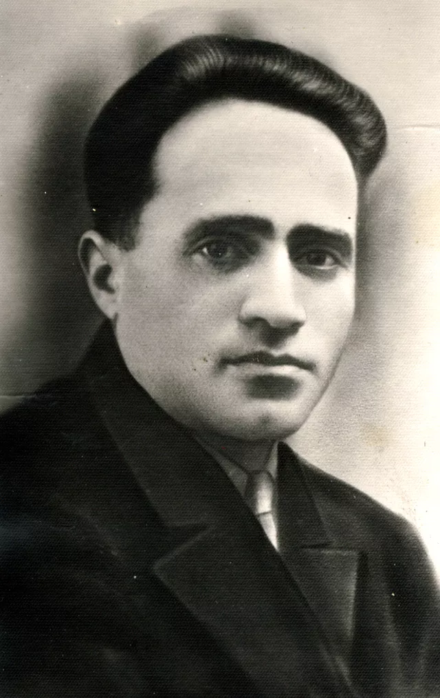 Larissa Khusid's uncle Idel Khusid