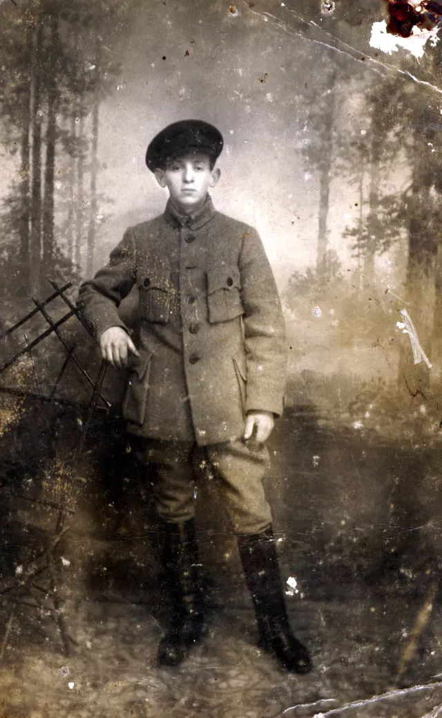 Yevsey Kotkov's older brother Yakov Kot Glastun Yevsey Kotkov's older brother Yakov Kot Glastun