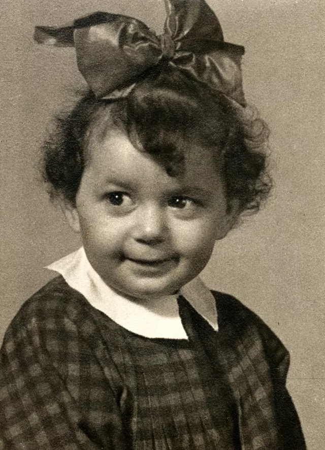 Marika Krpez's cousin Ana Bohm Marika Krpez's cousin Ana Bohm